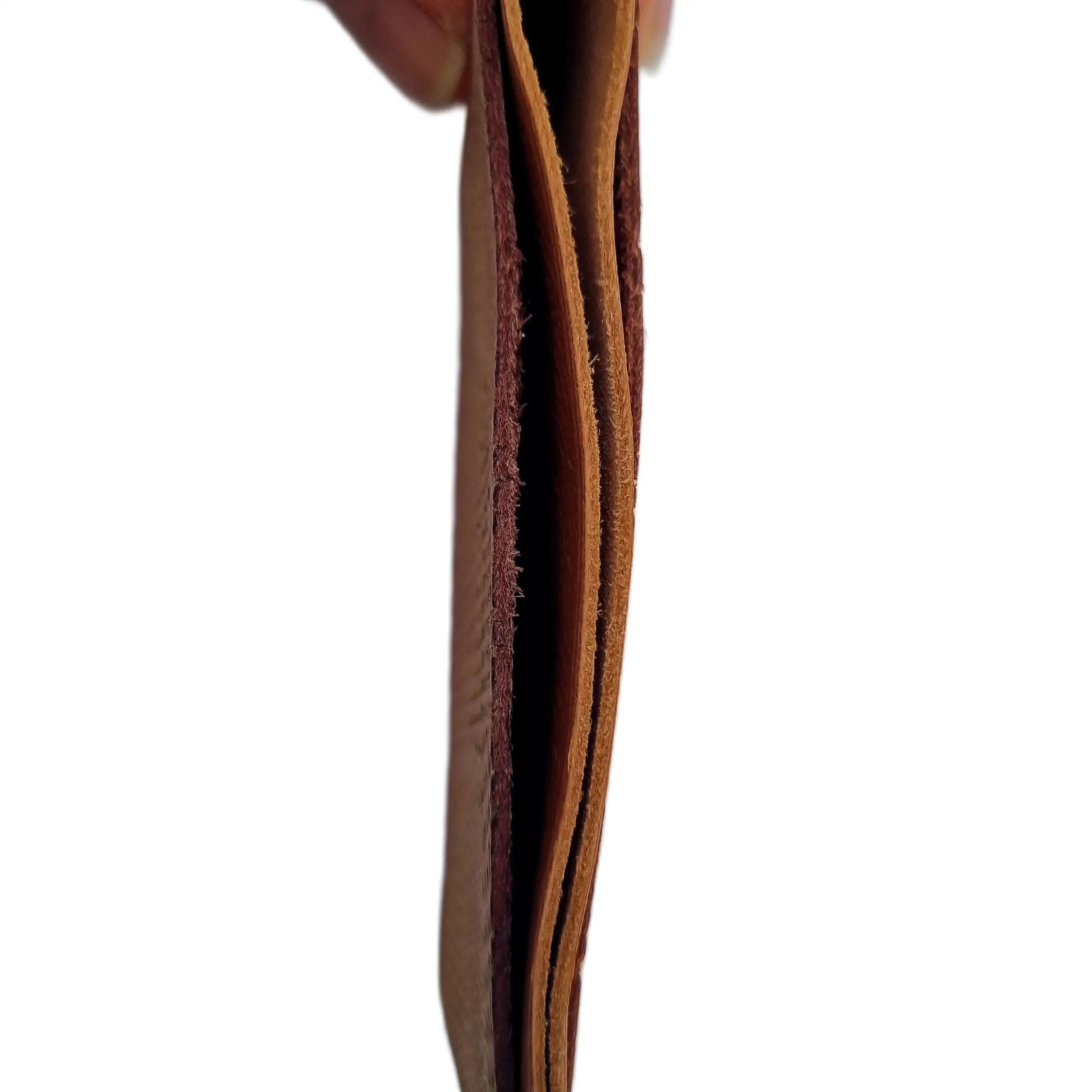 Dessus d'un porte carte fin de couleur doré et marron. Fabriqué en Vendée