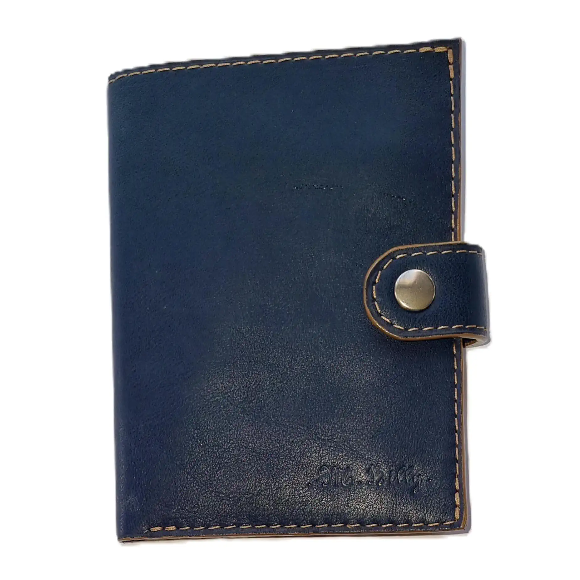 Portefeuille homme artisanal en cuir bleu marine fermé avec fermeture à bouton pression